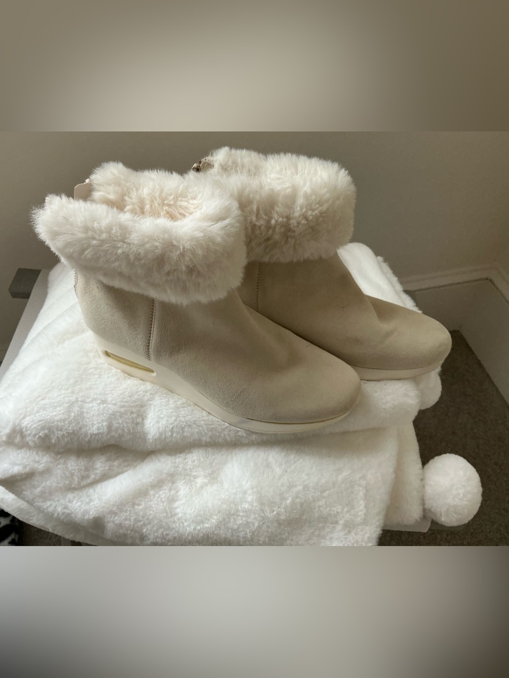 DNKY cream boots